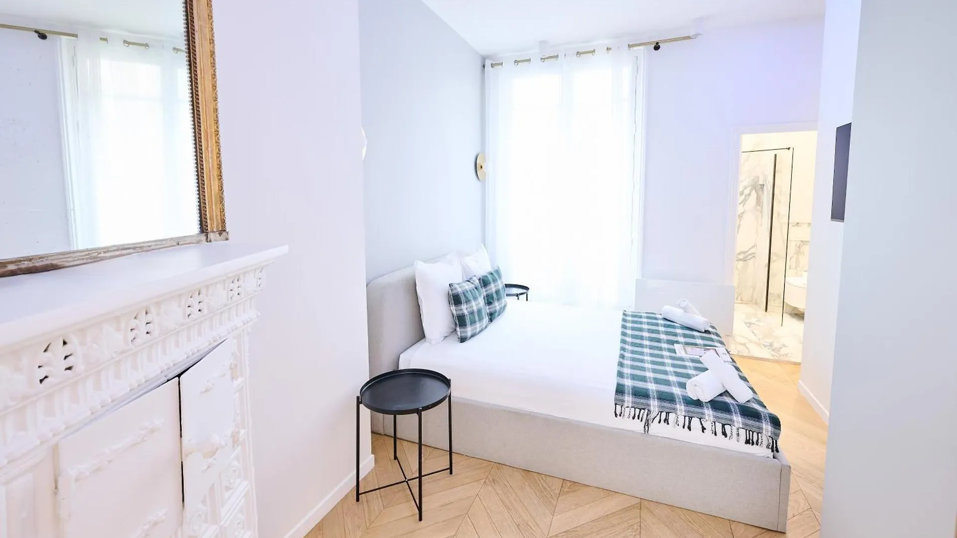 Champs Elysees!montaigne, New Luxurious 6pers Flat Apartmán *