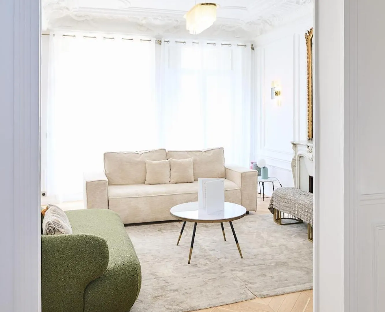 Champs Elysees!montaigne, New Luxurious 6pers Flat * Paris