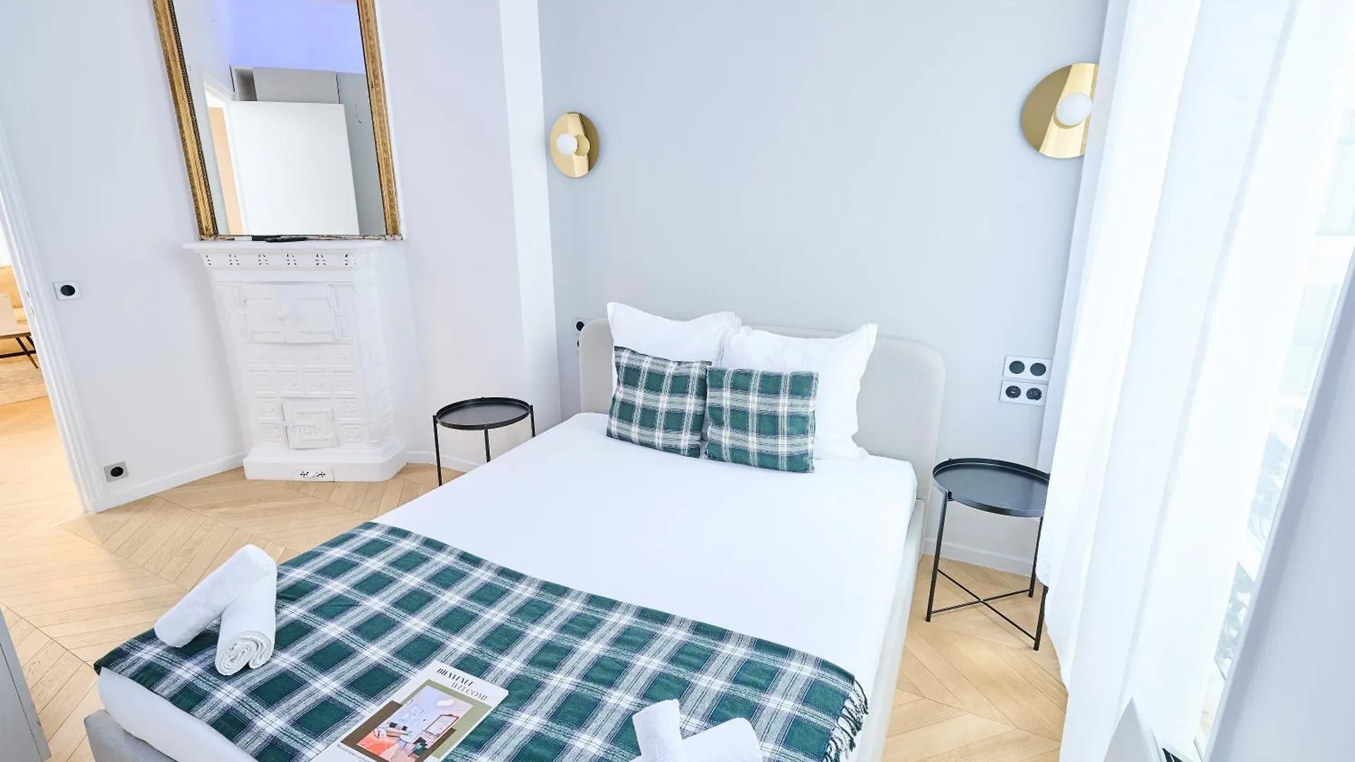 Champs Elysees!montaigne, New Luxurious 6pers Flat Apartment *