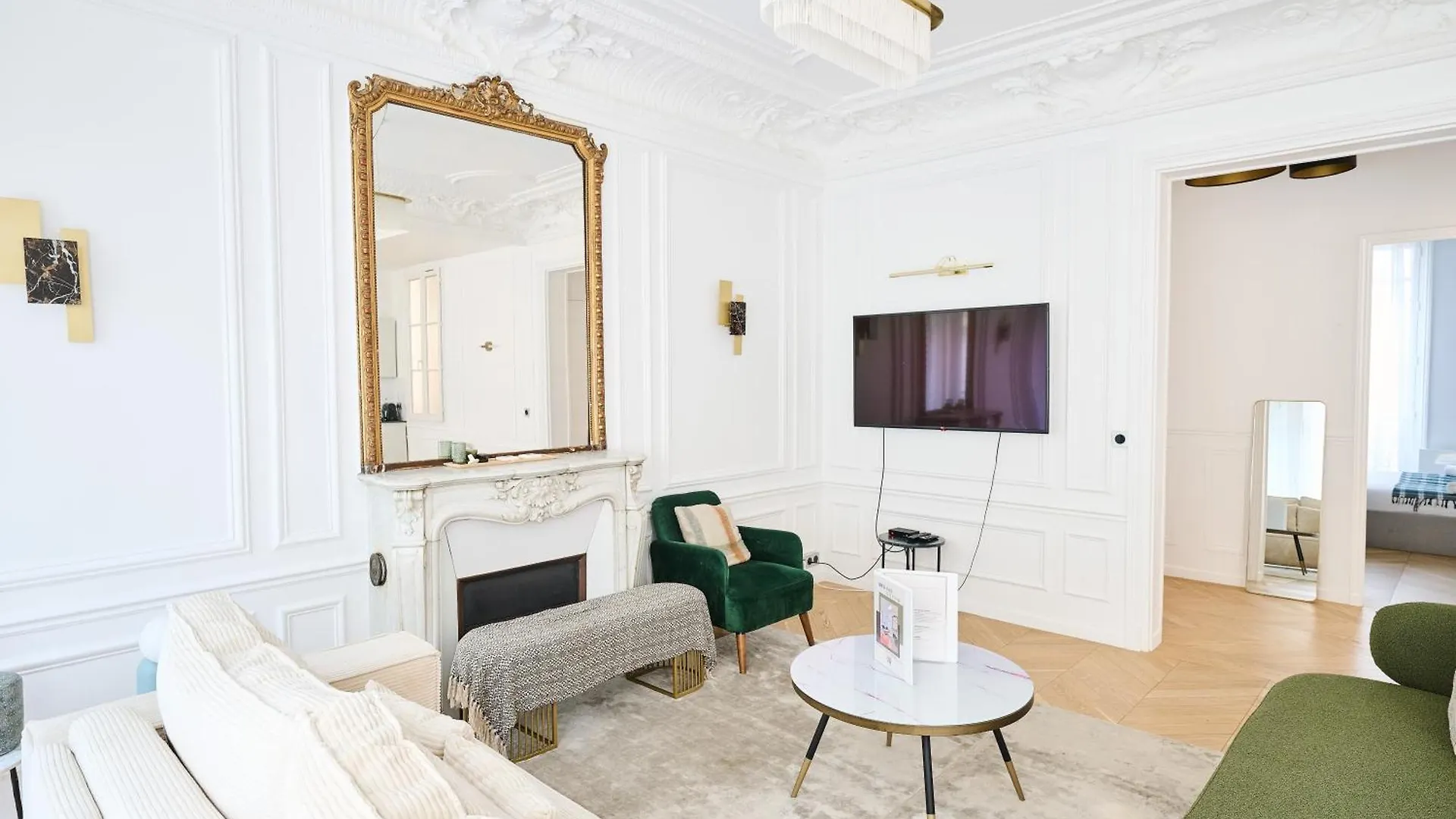 Apartment Champs Elysees!montaigne, New Luxurious 6pers Flat Paris